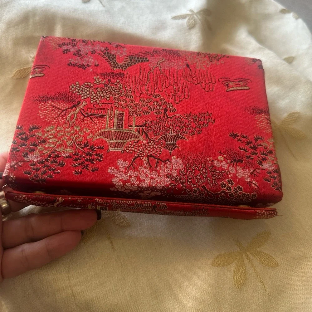 Vintage Asian Red Floral Silk Satin Fabric Covered Travel Trinket / Jewelry Box.